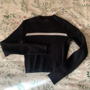 Brandy Melville Black and White sweater